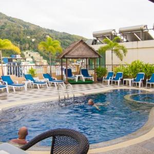 отель Patong Hemingway`s Hotel