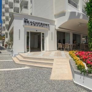 отель The Beachfront Hotel
