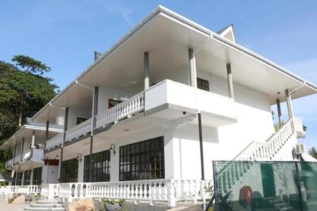 Отель La Digue Self-Catering Apartments в о. Ла Диг - Сейшелы