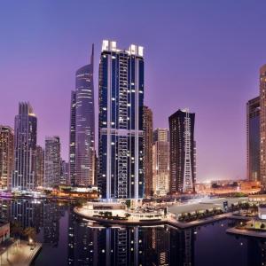 отель Movenpick Hotel Jumeirah Lakes Tower