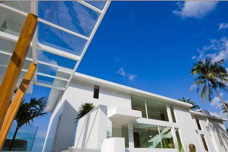 Отель Code в пляж Маенам - Таиланд