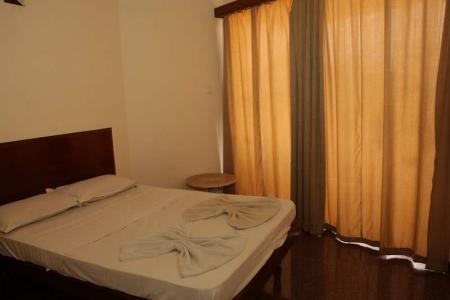 Отель Mobor Beach Resort в Кавелоссим - Индия