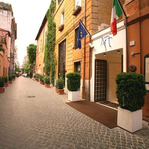 отель Maison Roma Piazza di Spagna | UNA Esperienze