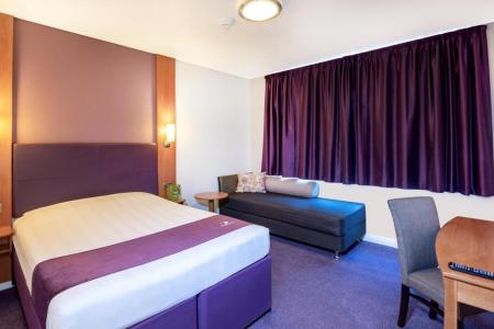 Отель Premier Inn Abu Dhabi International Airport в Абу Даби  Аль Айн - ОАЭ