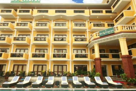 Отель De Alturas Resort в Кандолим - Индия