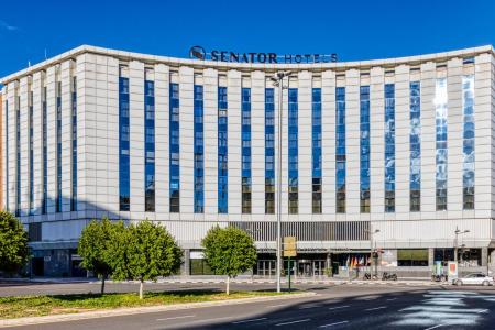 Senator Parque Central