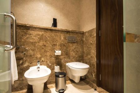 Отель Golden Tulip Media в Аль Барша - ОАЭ