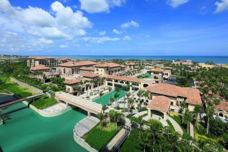 Wyndham Grand Plaza Royale Hainan Longmu Bay