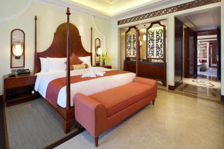 Wyndham Grand Plaza Royale Hainan Longmu Bay