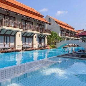 отель Khaolak Oriental Resort