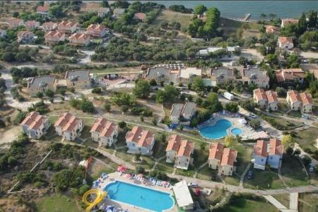 Akay Garden Family Club