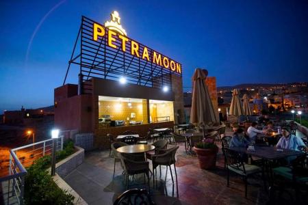 Отель Petra Moon Hotel в Петра - Иордания