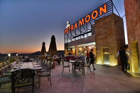 Отель Petra Moon Hotel в Петра - Иордания