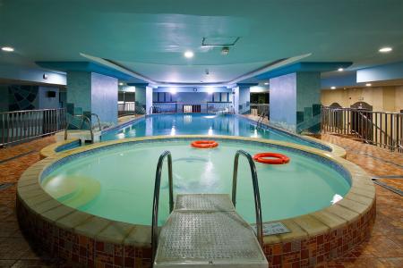 Отель Al Bustan Tower Hotel Suites в Шарджа - ОАЭ