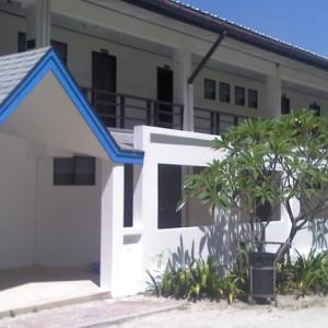 отель PP Charlie Beach Resort