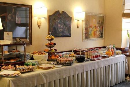 Отель Hotel Bristol Milan в Милан - Италия