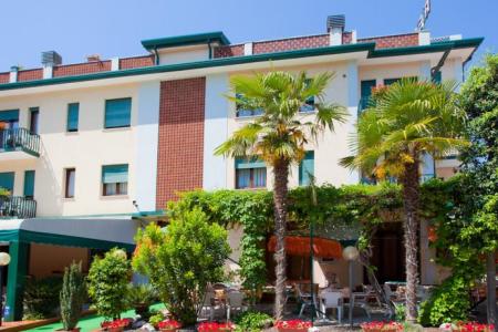 Отель Regina в Каорле - Италия