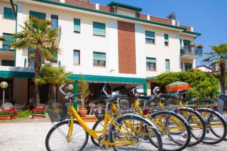 Отель Regina в Каорле - Италия