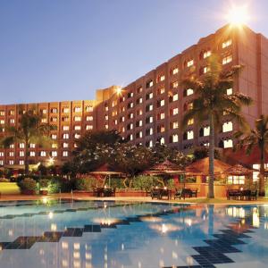 отель Dar es Salaam Serena Hotel