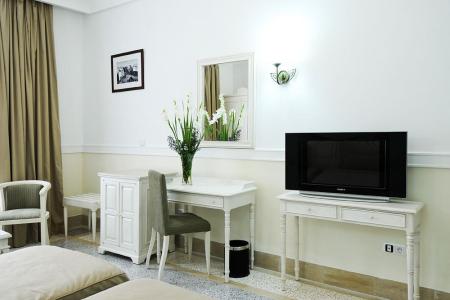 Отель Majestic в Тунис - Тунис