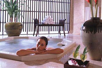 Отель Chatrium Residence Sathon Bangkok в Бангкок - Таиланд