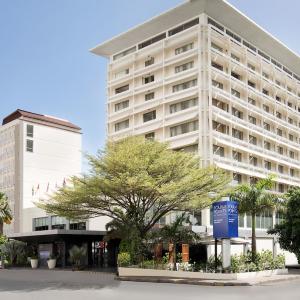 отель Four Points by Sheraton Dar es Salaam New Africa