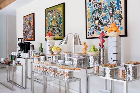 Отель Four Points by Sheraton Dar es Salaam New Africa в Дар-эс-Салам - Танзания