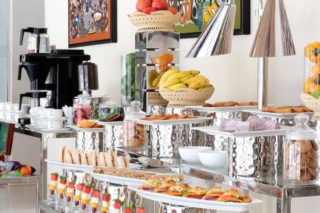 Отель Four Points by Sheraton Dar es Salaam New Africa в Дар-эс-Салам - Танзания