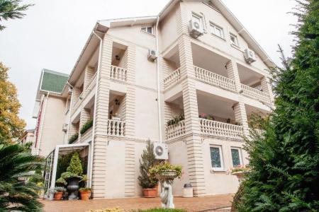 Отель ROMANOVPALM Hotel в Сочи - Россия