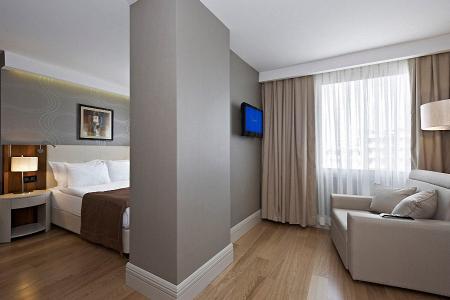 Отель Ramada Istanbul Grand Bazaar Hotel в Лалели - Турция