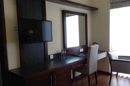 Отель Devon Hotel  в Канди - Шри-Ланка