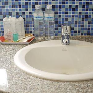 отель Naithon Beach Mansion