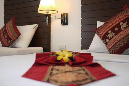 Отель Naithon Beach Mansion  в пляж Най Тхон - Таиланд