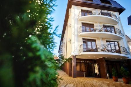 Отель Фаворит в Геленджик - Россия