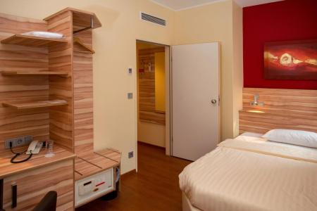 Star Inn Hotel Premium Bremen Columbus