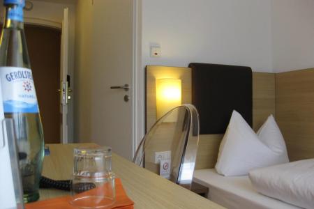 Отель Hotel Flandrischer Hof в Кельн - Германия