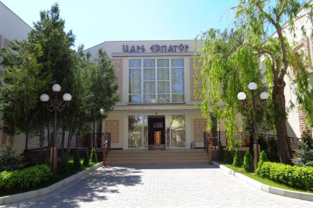 Отель Царь Евпатор в Евпатория - Россия