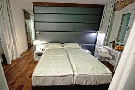 Jupiter Luxury Hotel