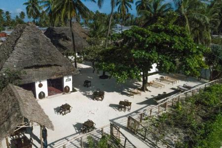 Отель Coco Beach Hotel в Джамбиани - Танзания