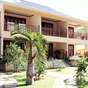 отель Pirogue Lodge