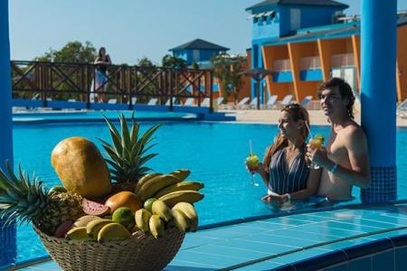 Blau Costa Verde Plus Beach Resort