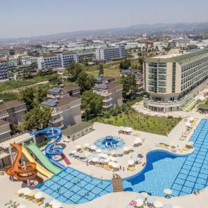 отель Hedef Beach Resort & Spa