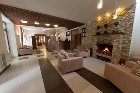 Crona Medical & Spa Hotel