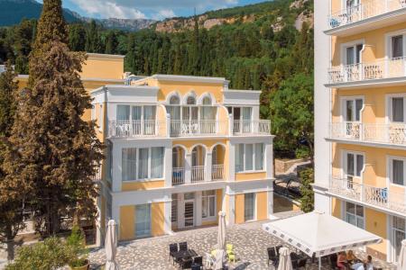 Отель Усадьба Голубой Залив в Симеиз - Россия