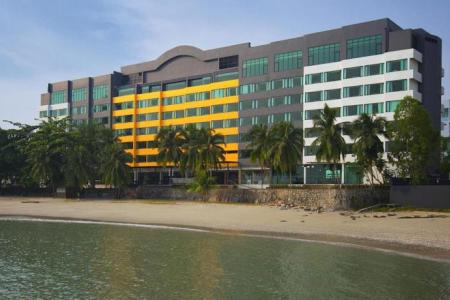 Отель Mercure Penang Beach в о. Пенанг - Малайзия
