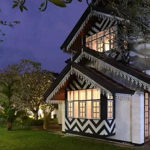 отель Hotel Warahena Walauwa
