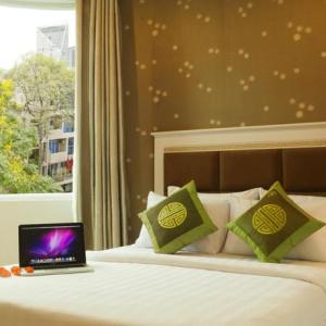 отель Ruby River Hotel