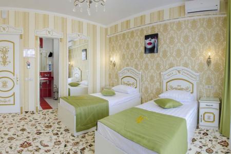 Отель Villa Valentina в Алушта - Россия