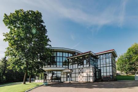 LESNOY парк отель