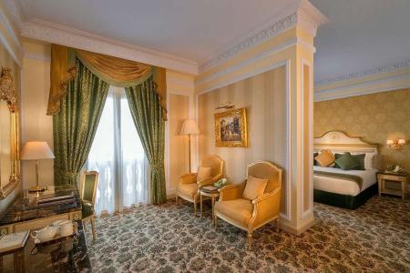 Отель Royal Rose Abu Dhabi, a Curio Collection by Hilton Affiliated Hotel в Абу Даби  Аль Айн - ОАЭ